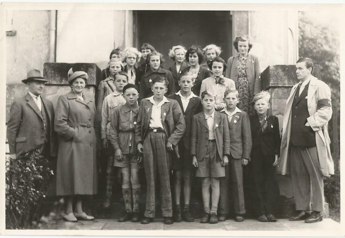 Gitte og Birthe Andersen, Landet skole, 1950?